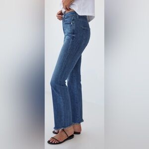 AYR The Pop Ankle Fray Straight Leg Jean in Medium Wash, Size 24S (Short)